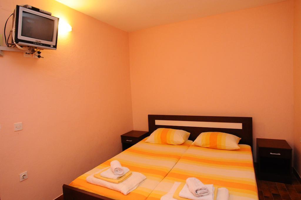 Vila Apartments Lidija Petrovac الغرفة الصورة